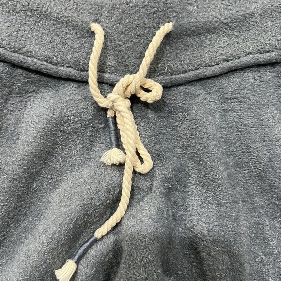 Young Fabulous & Broke Size M Jogger Sweatpants Fuzzy Soft Pocket Grey Stretch - Picture 7 of 12